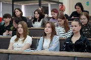 to0jaf410z4vz532y8n1tyq9nub4ptri.jpg