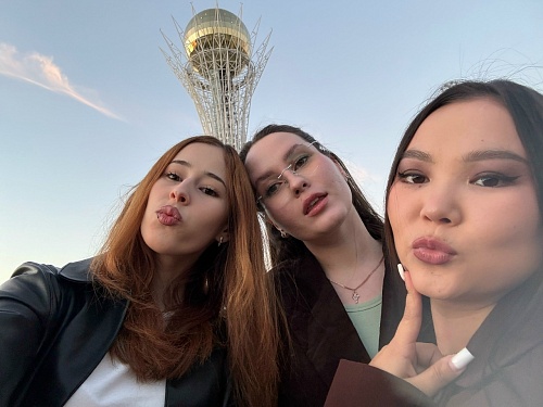 Студентки ЮГУ — в Казахстане!