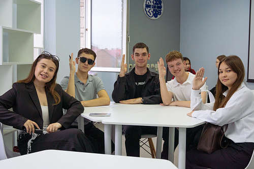 Обстановка была дружелюбная и весёлая