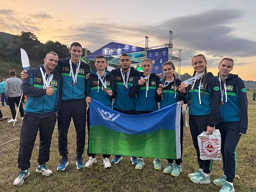 Команде Югры вручили награды